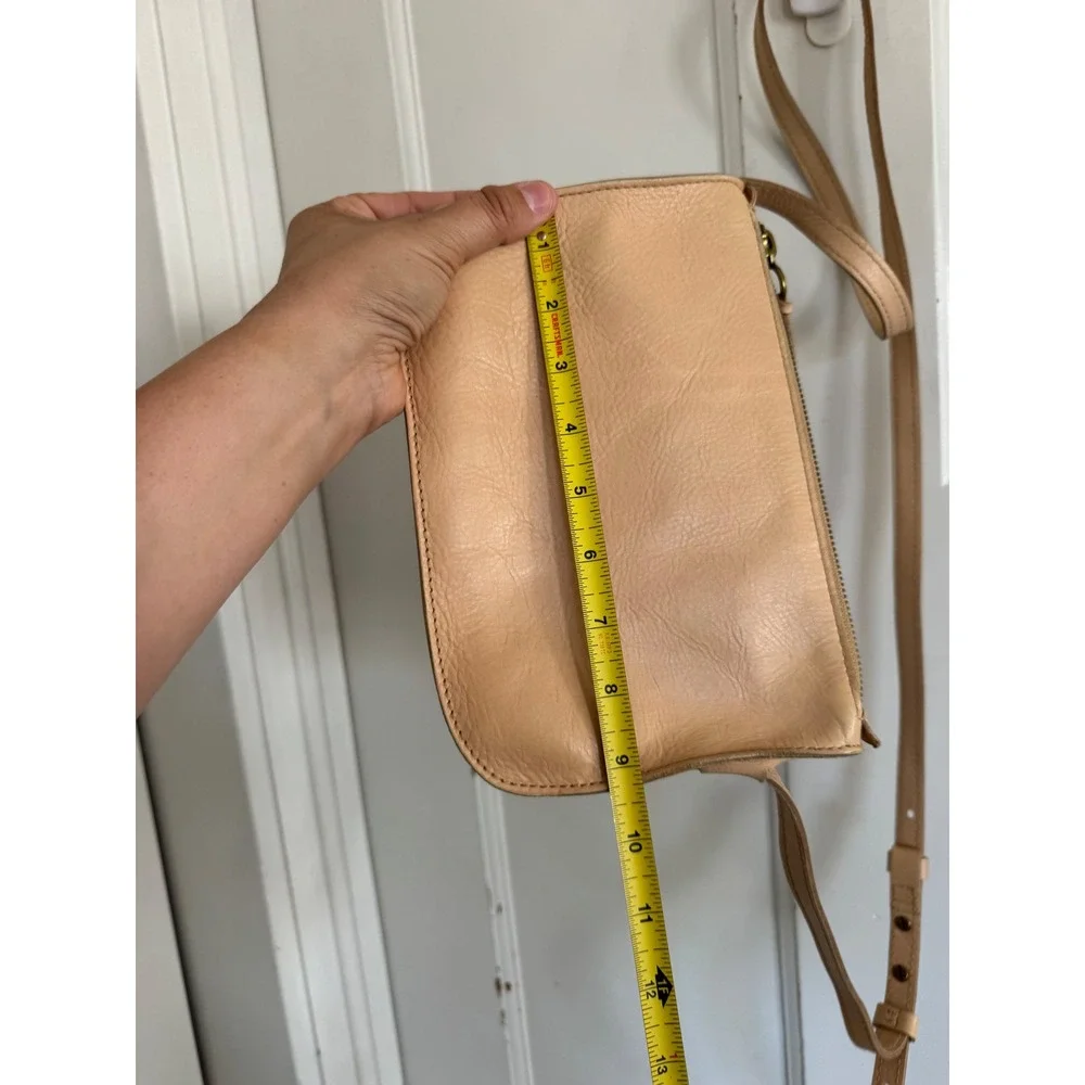 Madewell tan 